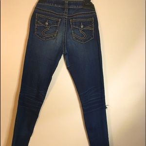 SILVER jeans SUKI 27/31 mid super skinny
